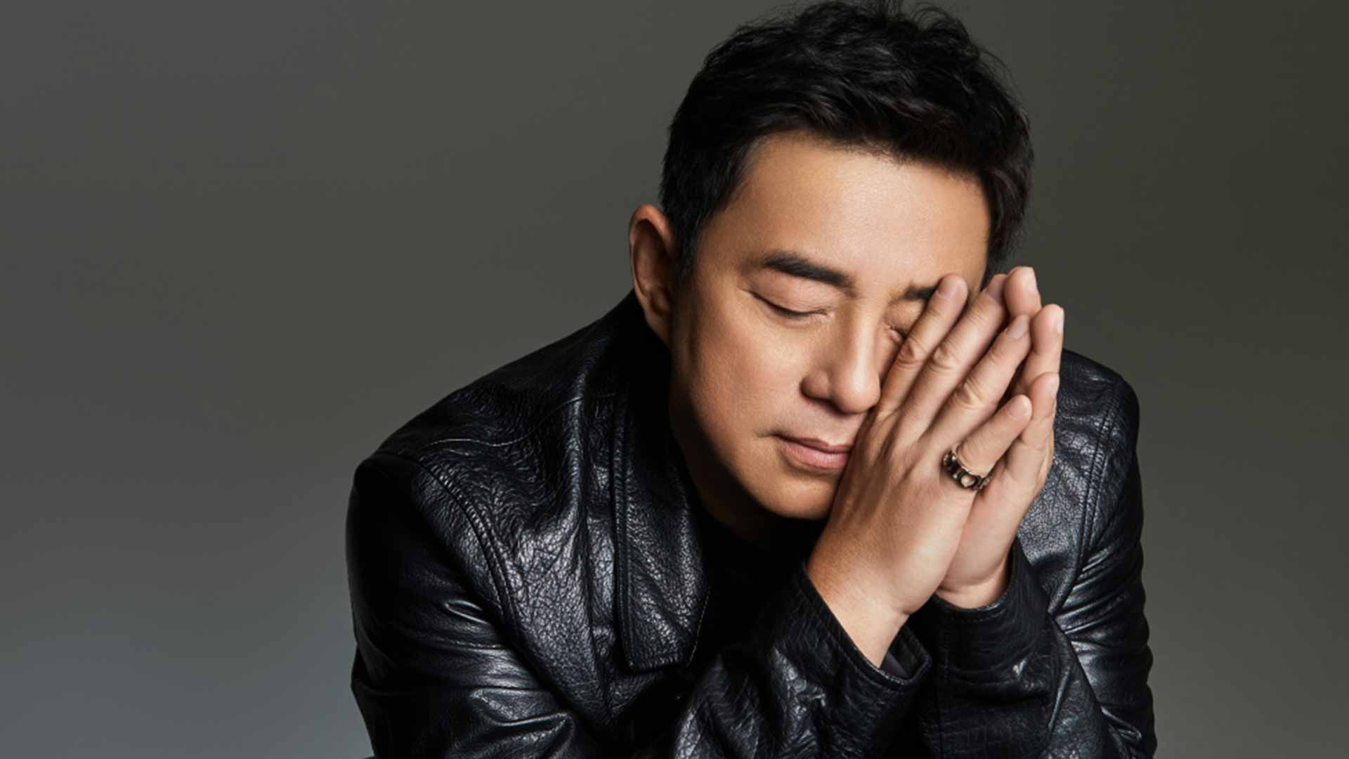 吕方黑色皮衣写真释出 酷感十足尽显成熟魅力